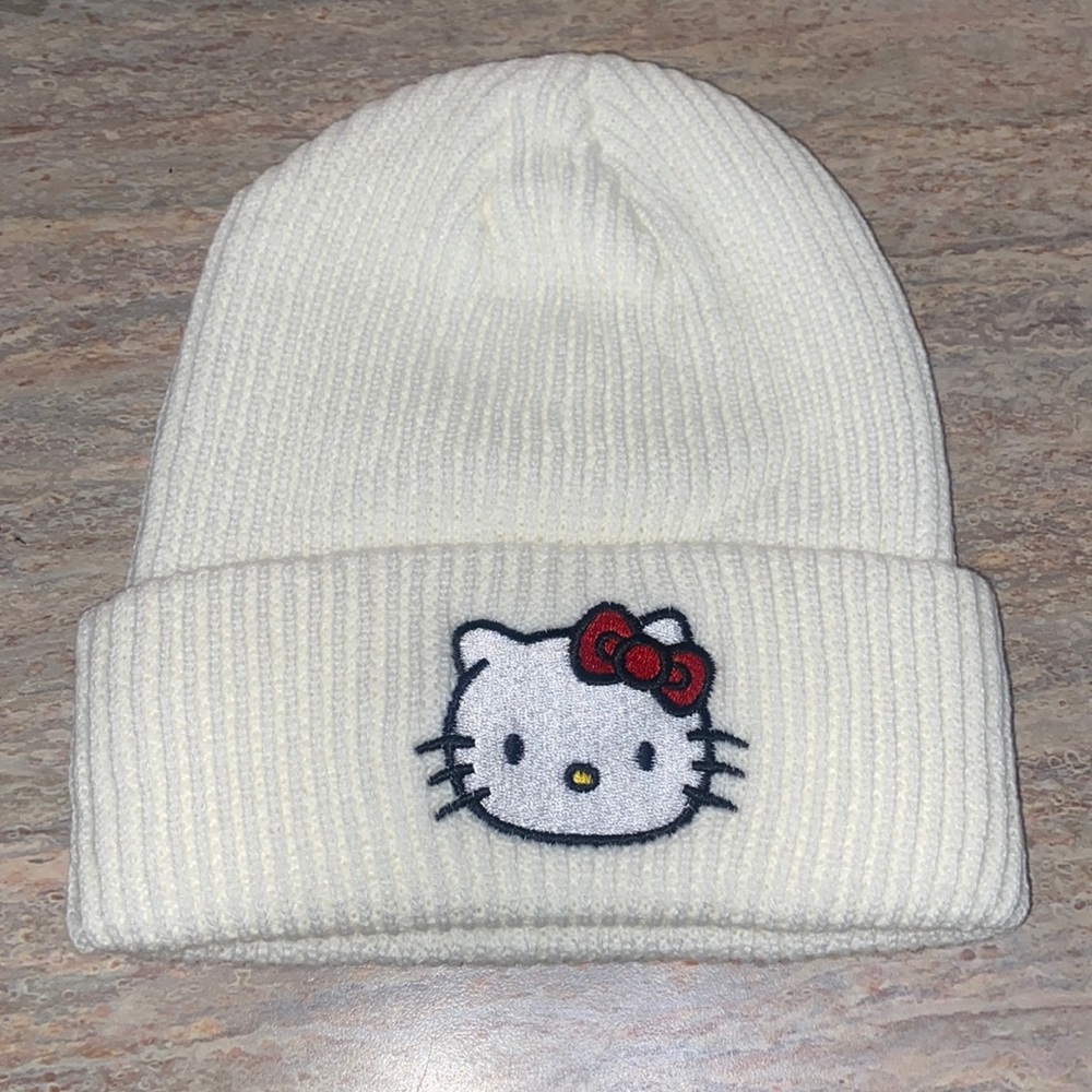 NEW Hello Kitty Hat